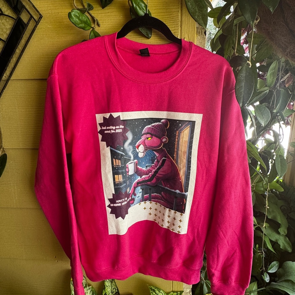 Gildan panther Pink Heavy Blend Sweatshirt